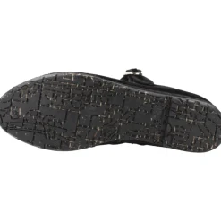 Antonia><noscript><img width=