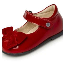 Arabesque Ballerina><noscript><img width=