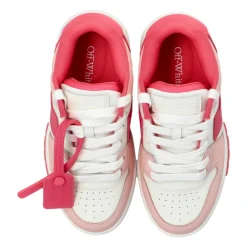 Außerhalb des Büros Sportschuhe><noscript><img width=