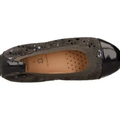 Ballerina><noscript><img width=