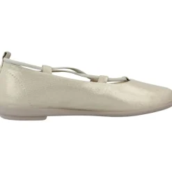 Ballerina>Vulladi Outlet