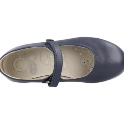 Cassandra Ballerinas><noscript><img width=