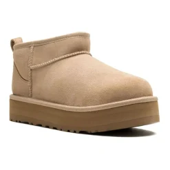 Classic Ultra Mini Platform>UGG