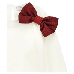 Cremefarbener Pullover mit Roter Schleife><noscript><img width=