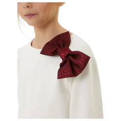 Cremefarbener Pullover mit Roter Schleife><noscript><img width=