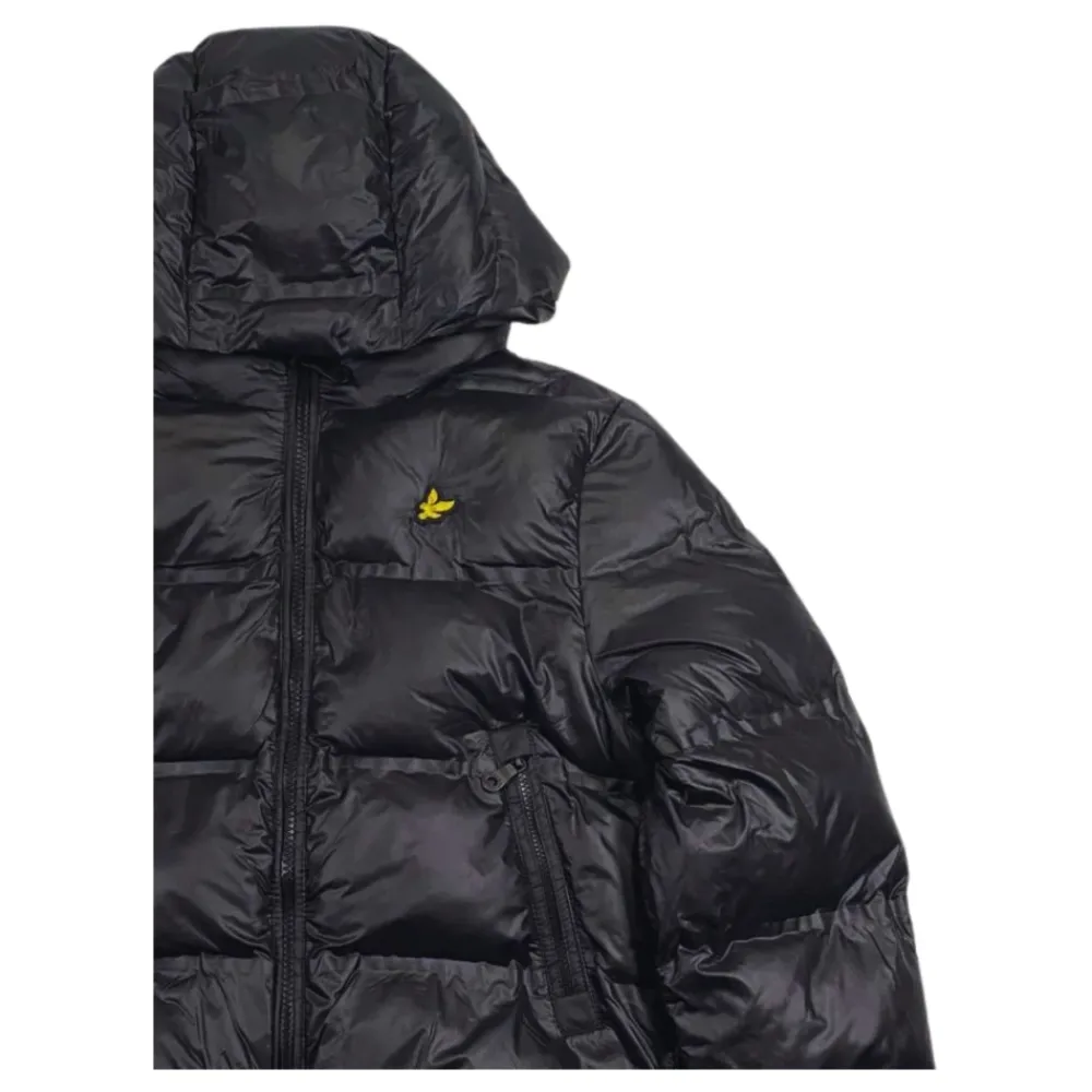 Gepolsterte Kinderjacke mit Kapuze>Lyle & Scott