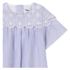 Gestreiftes Kleid mit gewelltem Saum><noscript><img width=