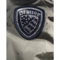 er langer Pelzgefütterter Kindermantel><noscript><img width=