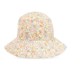 Hat Faye><noscript><img width=