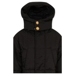 Isolierte Jacke mit Kapuze><noscript><img width=