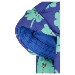 Isolierte Mütze mit Ohrenklappen><noscript><img width=