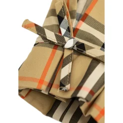 Jacke mit abnehmbarer Kapuze><noscript><img width=