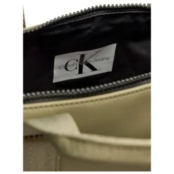 Kids><noscript><img width=