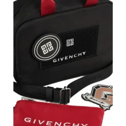 Kinder e Taschen mit Logodesign><noscript><img width=