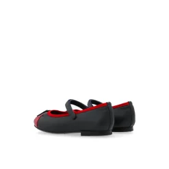 Lederballerinas mit Logo><noscript><img width=