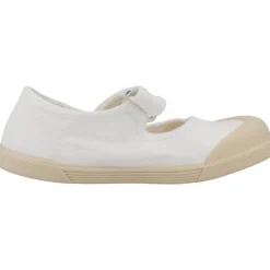 Lona Mercedes><noscript><img width=