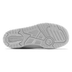 Low Silhouette Iconic Sneakers 550><noscript><img width=