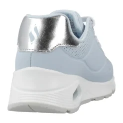 Lässige Sneakers für den Alltag><noscript><img width=