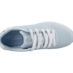 Lässige Sneakers für den Alltag><noscript><img width=