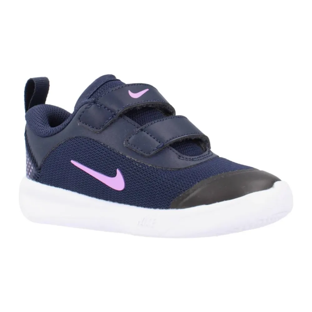 Omni Multi-Court Sneaker>Nike Clearance