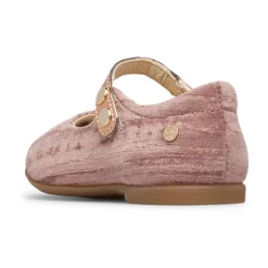 Ovindoli Ballerinas><noscript><img width=