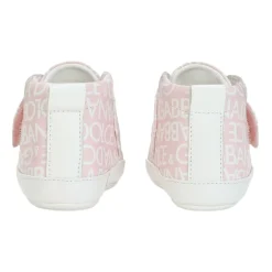 flache Schuhe mit Logoaufdruck><noscript><img width=