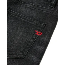 e Jeans mit Klassischen Fünf Taschen><noscript><img width=