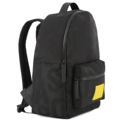 er Rucksack mit gelbem Akzentpatch><noscript><img width=
