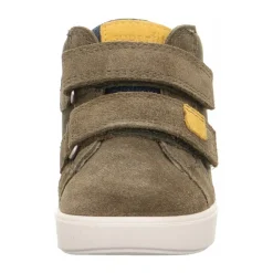 Sneaker><noscript><img width=