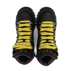 Sneakers><noscript><img width=