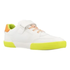 Sneakers><noscript><img width=