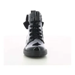 Sneakers><noscript><img width=