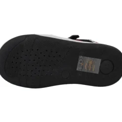 Sneakers><noscript><img width=