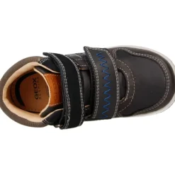 Sneakers><noscript><img width=