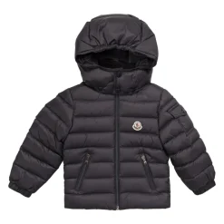 Stilvolle Winterjacke für Männer>Moncler Outlet