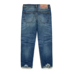 Straight Jeans 2010><noscript><img width=