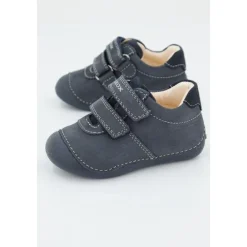 Stylische Sneakers für den Alltag><noscript><img width=