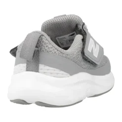 Stylische Sneakers für den Alltag><noscript><img width=