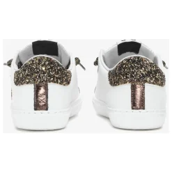 e Low-Top-Sneaker aus Leder mit schwarzen und glitzernden Details><noscript><img width=
