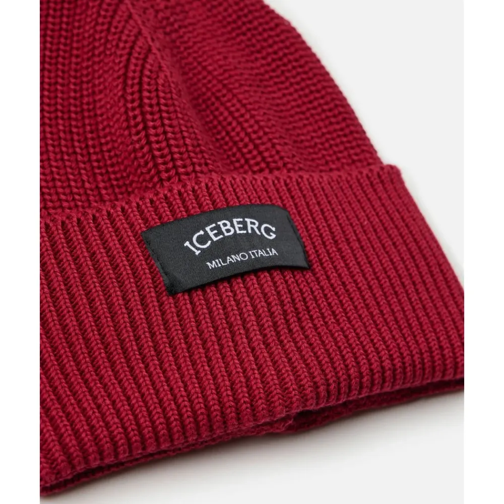 Wool Beanie Mütze mit schwarzem Patch und Logo>Iceberg Online